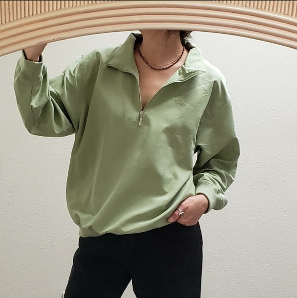 Izod Women's Mint Green Quarter Zip XL Pull Over - Picture 3 of 9